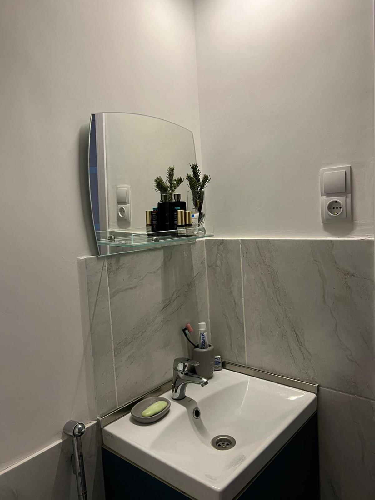 Apartment Sunny Mood Tbilisi Buitenkant foto