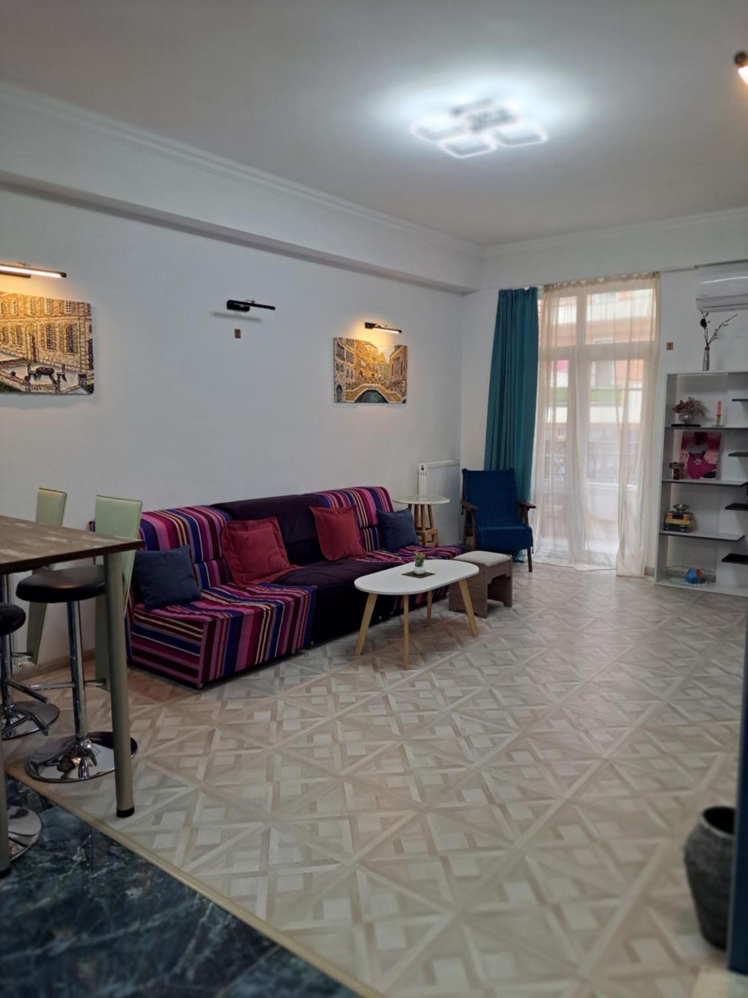 Apartment Sunny Mood Tbilisi Buitenkant foto